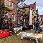 137. LKW mit humanitärer Hilfe - Krankenhausbetten für die Region Chernihiv