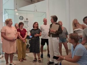 ukrainer-in-karlsruhe.Ausflug ins Landesmuseum Karlsruhe