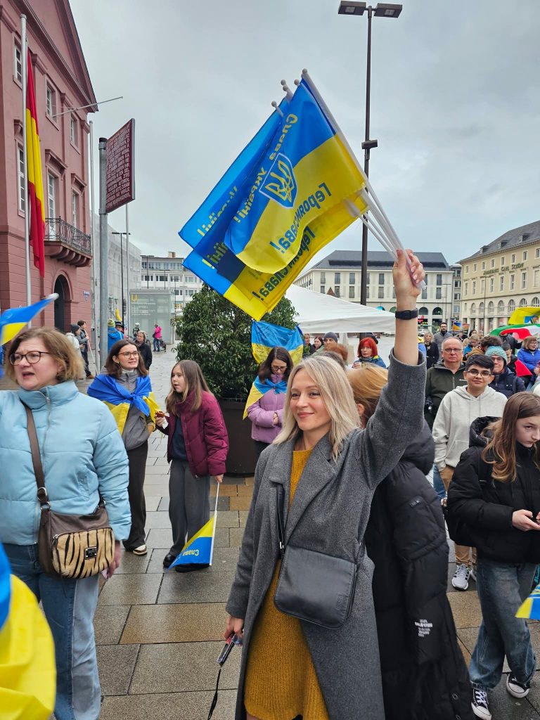 Vier Jahre des Widerstands und der Solidarität.ukrainer-in-karlsruhe